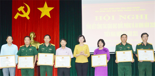 Tỉnh Bình Phước: Giáo dục quốc phòng - an ninh phải gắn với giáo dục tư tưởng, chính trị