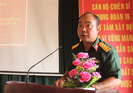 Trung đoàn 10 sơ kết 1 năm phòng, chống dịch Covid-19