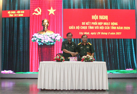 Bộ CHQS tỉnh và Hội Cựu Chiến binh tỉnh Tây Ninh sơ kết hoạt động phối hợp