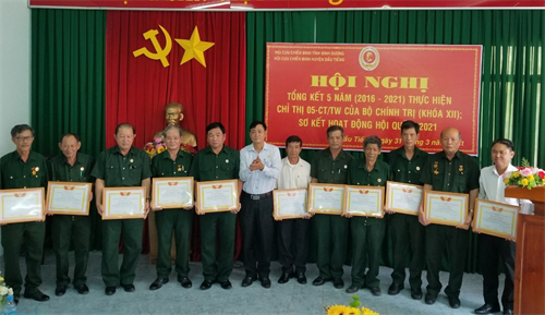 Hội Cựu Chiến binh huyện Dầu Tiếng sơ kết 5 năm thực hiện Chỉ thị số 05 của Bộ Chính trị
