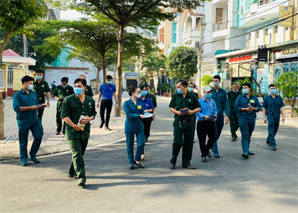 LLVT phường Hòa Thạnh tích cực phối hợp phòng, chống dịch Covid-19