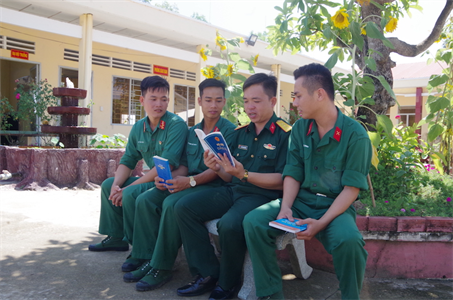 LLVT tỉnh Long An đưa kiến thức luật vào thực tiễn