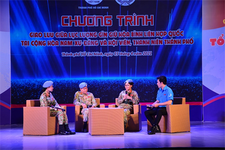 Giao lưu Lực lượng Gìn giữ hòa bình Liên hợp quốc với thanh niên TP.HCM