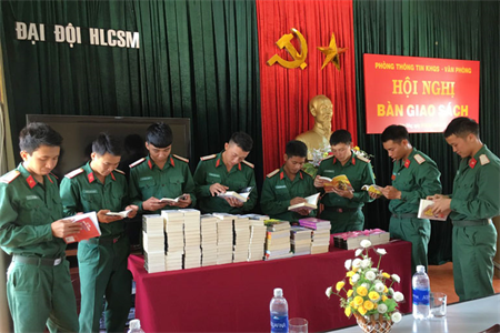 Học viện Lục quân hưởng ứng Ngày Sách Việt Nam
