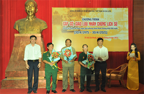 Đảng ủy Khối cơ sở Bộ Văn hóa, thể thao và Du lịch gặp gỡ, giao lưu nhân chứng lịch sử