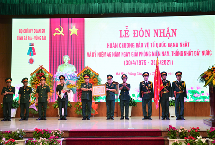 Bộ CHQS tỉnh Bà Rịa – Vũng Tàu đón nhận Huân chương Bảo vệ Tổ quốc hạng Nhất