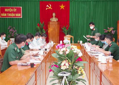 Kiểm tra công tác chuẩn bị bầu cử