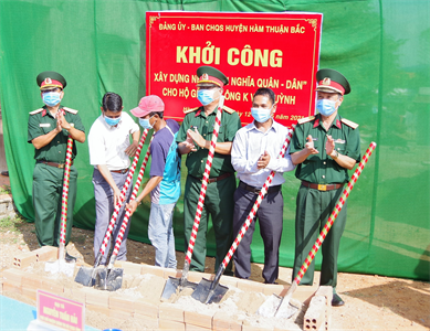 LLVT Bình Thuận xây tặng 6 nhà “Tình nghĩa quân – dân”