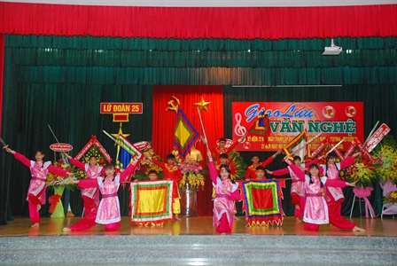 Lữ đoàn công binh 25: Giao lưu văn nghệ và sơ kết hoạt động kết nghĩa