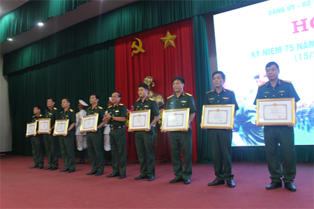 Bộ CHQS tỉnh Đồng Nai họp mặt kỷ niệm 75 năm Ngày truyền thống