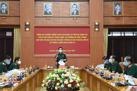 Quân đội triển khai khẩn cấp lực lượng, phương tiện giúp đỡ các địa phương phòng, chống dịch Covid-19