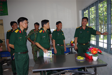 Sư đoàn 5 kiểm tra công tác chuẩn bị phúc tra "Đơn vị nuôi quân giỏi, quản lý quân nhu tốt"