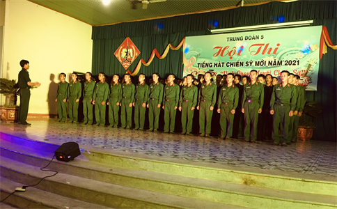 Trung đoàn 5 thi tiếng hát chiến sĩ mới