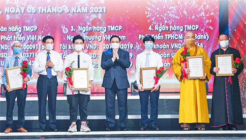 Không thể xuyên tạc “Quỹ  vaccine” phòng, chống Covid-19 của Việt Nam
