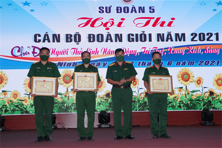 Sư đoàn 5 thi cán bộ đoàn giỏi