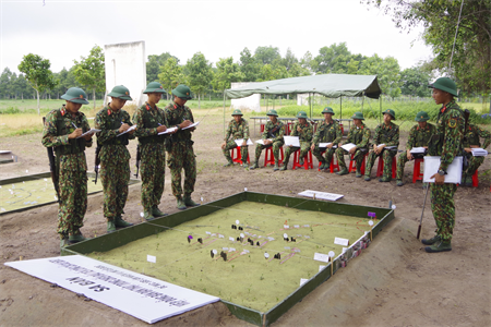 Sư đoàn 5 diễn tập chiến thuật cấp trung đội