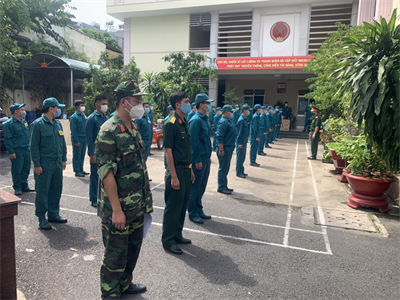 LLVT quận Gò Vấp hăng hái lên đường thực hiện nhiệm vụ tại Bệnh viện dã chiến quận 12