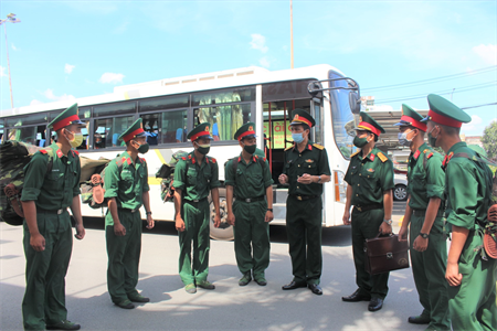 Trường Sĩ quan Lục quân 2 hỗ trợ thành phố Biên Hòa phòng, chống dịch Covid-19