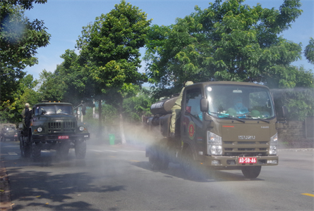 Tỉnh Bình Dương ra quân phát động tiêm vaccine và khử khuẩn trên diện rộng