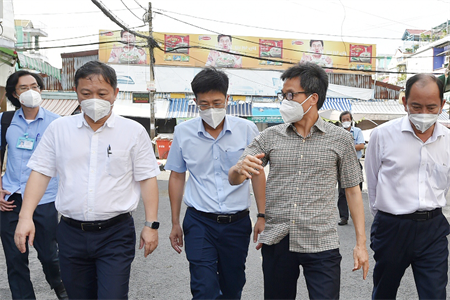 Người nhiễm Covid-19 chưa phải là bệnh nhân