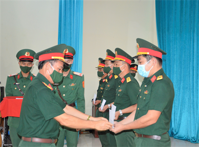 Sư đoàn 302 họp mặt kỷ niệm 74 năm ngày Thương binh, liệt sĩ
