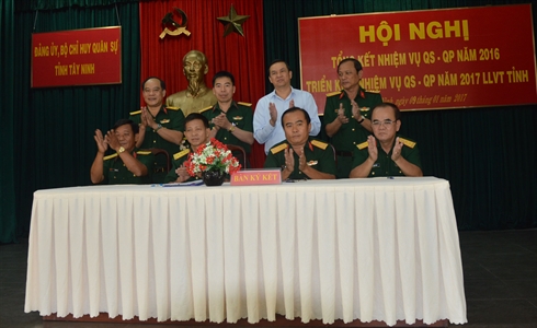 Bộ CHQS tỉnh Tây Ninh: Phát động phong trào thi đua quyết thắng năm 2017