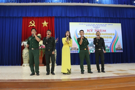 Xây dựng tinh thần đoàn kết Việt Nam - Campuchia