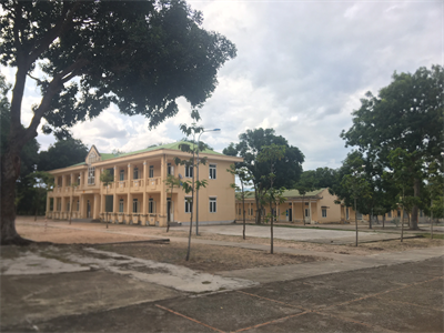 Bộ đội Biên phòng tỉnh Bình Thuận bàn giao doanh trại Tiểu đoàn Huấn luyện - Cơ động làm cơ sở điều trị Covid-19