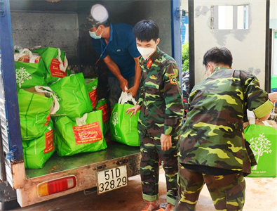 Chăm lo chu đáo, không để ai bị bỏ lại phía sau