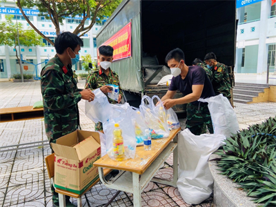 Ban CHQS thành phố Vũng Tàu thực hiện “Chiến dịch cao điểm giúp dân vượt qua khó khăn”