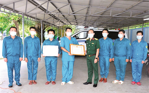 Ở đâu Nhân dân khó, ở đó có dân quân tự vệ