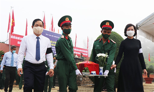 Tỉnh Bình Phước truy điệu và an táng 43 hài cốt liệt sĩ