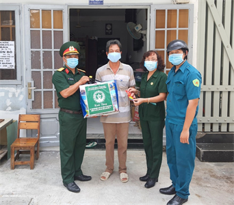 LLVT quận Phú Nhuận xung kích trên tuyến đầu chống dịch