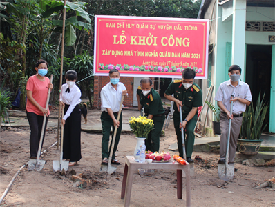 Ban CHQS huyện Dầu Tiếng khởi công xây dựng “Nhà tình nghĩa quân - dân”