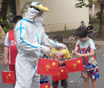 Chăm lo Tết Trung thu cho trẻ em trong dịch Covid-19