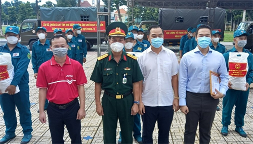 3.000 phần quà tặng bà con thành phố Thuận An, tỉnh Bình Dương
