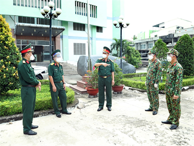 Bộ Tư lệnh Quân đoàn 4 kiểm tra lực lượng tham gia hỗ trợ các địa phương phòng, chống dịch