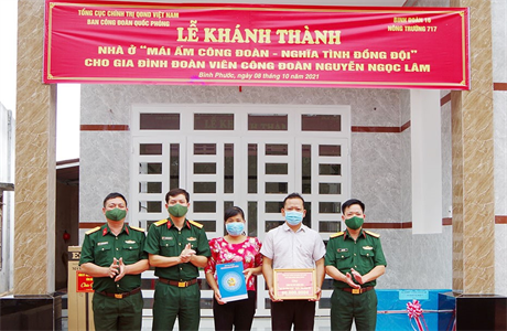 20 căn nhà đại đoàn kết tặng hộ nghèo huyện Bù Gia Mập