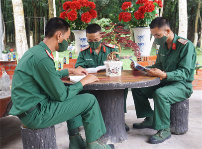 Nhà đọc sách thanh niên ở Trung đoàn 174, tỉnh Tây Ninh