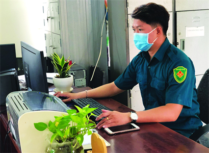 Lê Tấn Phát - Bí thư đoàn, kiêm Chính trị viên phó tận tụy