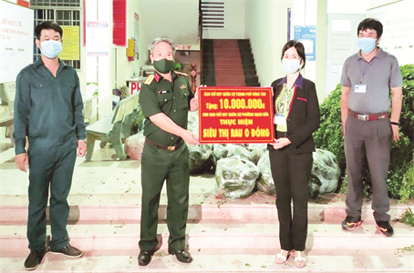 Tấm gương tận tụy vì dân trong đại dịch
