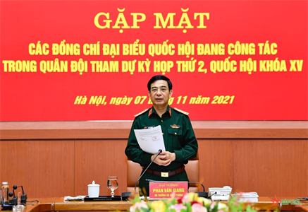 Bộ Quốc phòng gặp mặt đại biểu Quốc hội đang công tác trong Quân đội