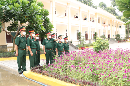 Lữ đoàn 25 chuẩn bị tốt tham gia hội thi “Doanh trại chính quy, xanh, sạch, đẹp”