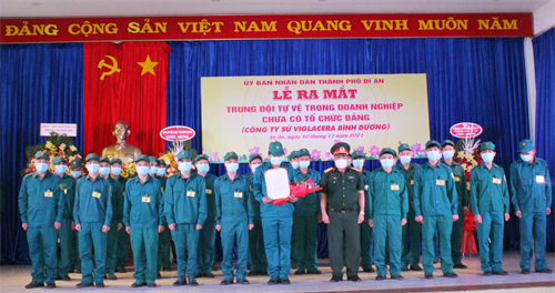Thành phố Dĩ An, tỉnh Bình Dương ra mắt Trung đội tự vệ trong doanh nghiệp