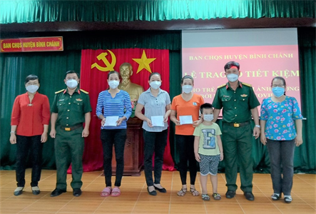 LLVT huyện Bình Chánh hỗ trợ trẻ em mồ côi do đại dịch Covid-19