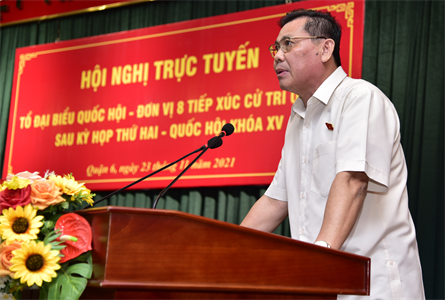 Tổ đại biểu Quốc hội số 8 tiếp xúc cử tri quận 6