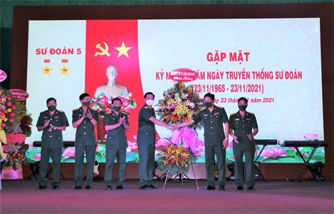 Sư đoàn 5 gặp mặt kỷ niệm 56 năm ngày truyền thống