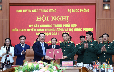 Ban Tuyên giáo Trung ương và Bộ Quốc phòng ký kết chương trình phối hợp giai đoạn 2021-2025