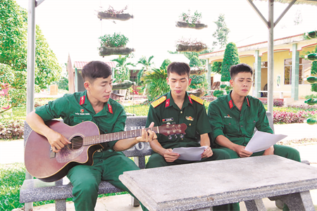 Phát huy năng khiếu xây dựng đơn vị
