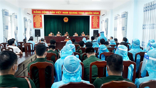 Sử dụng nhà kho của đơn vị làm nơi gá bạc